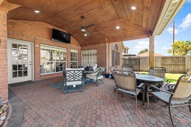 Building Photo - 1514 Pecan Crossing Dr
