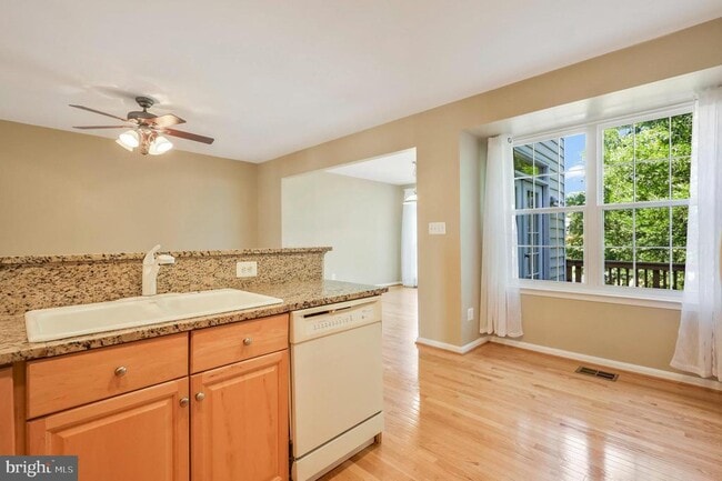 Building Photo - 5587 Governors Pond Cir