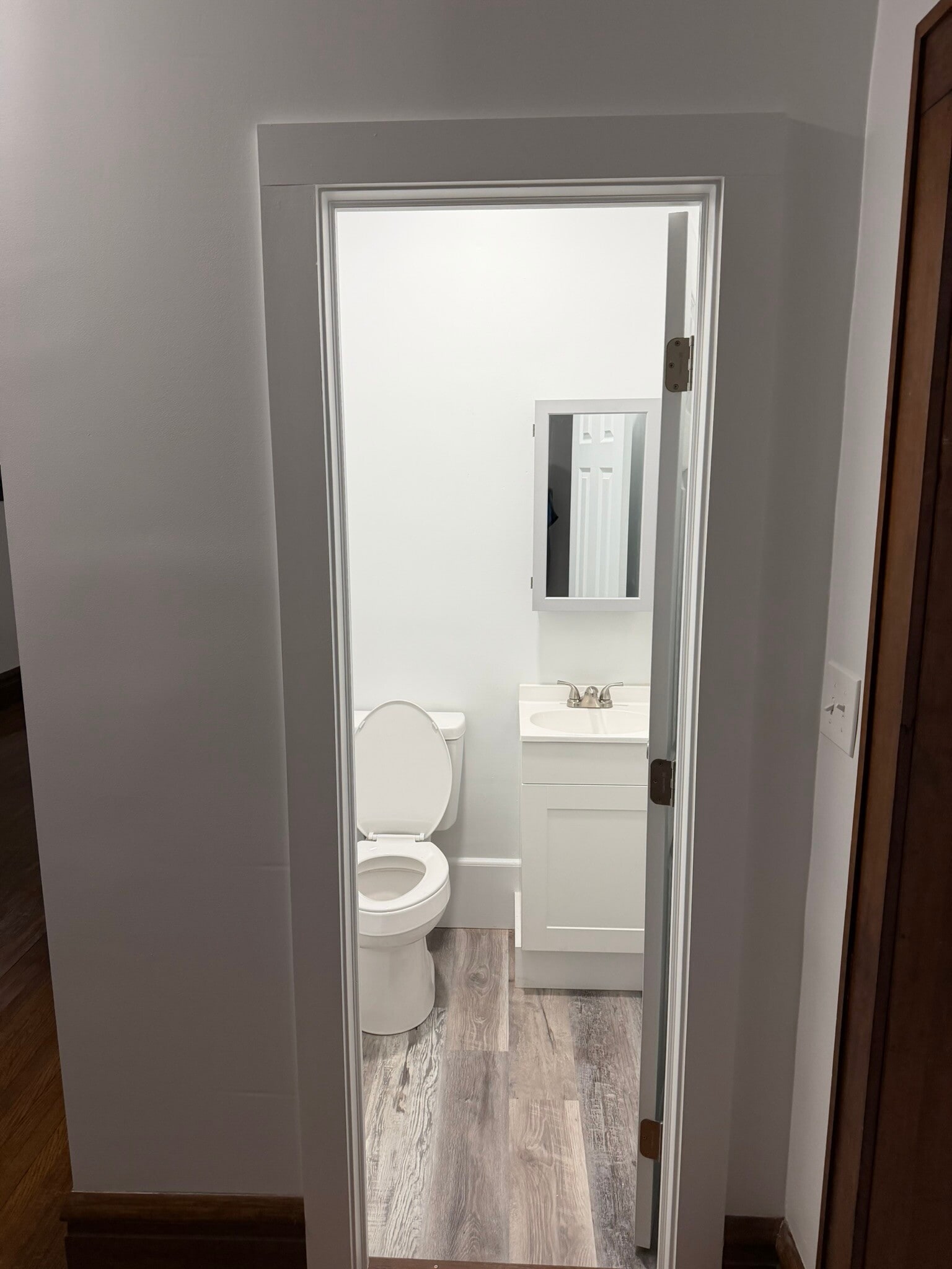 Building Photo - 594 N 21st St