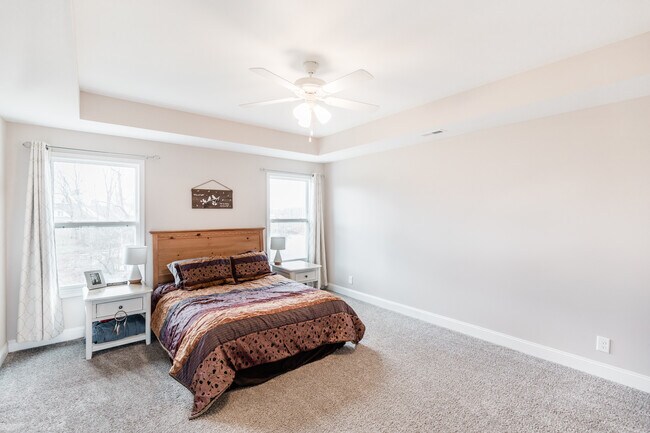 Building Photo - 1106 Eagle's View Dr