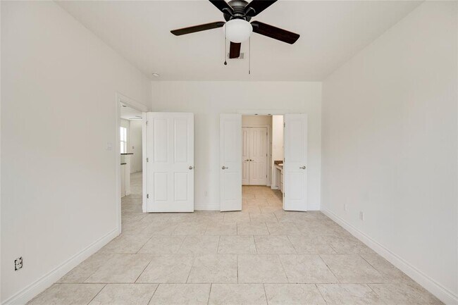 Building Photo - 3007 Sea Jay Dr