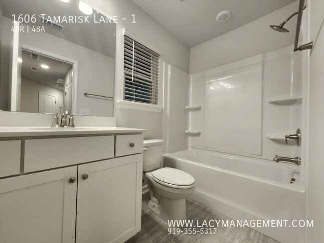 Building Photo - 1606 Tamarisk Ln