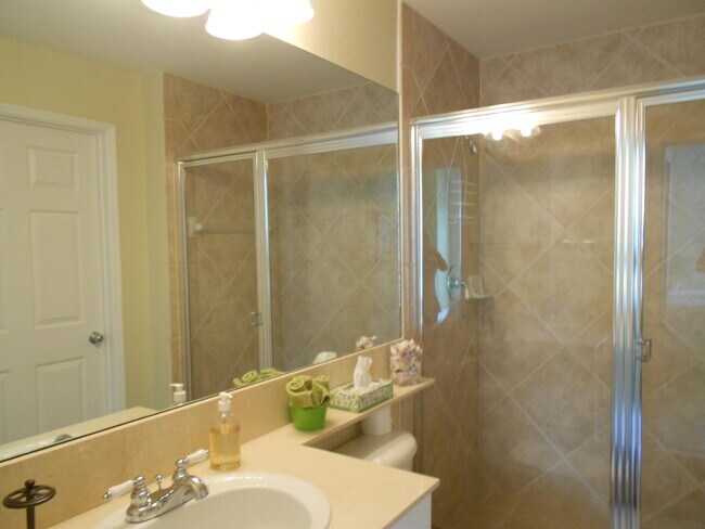 Building Photo - 700 E Boynton Beach Blvd