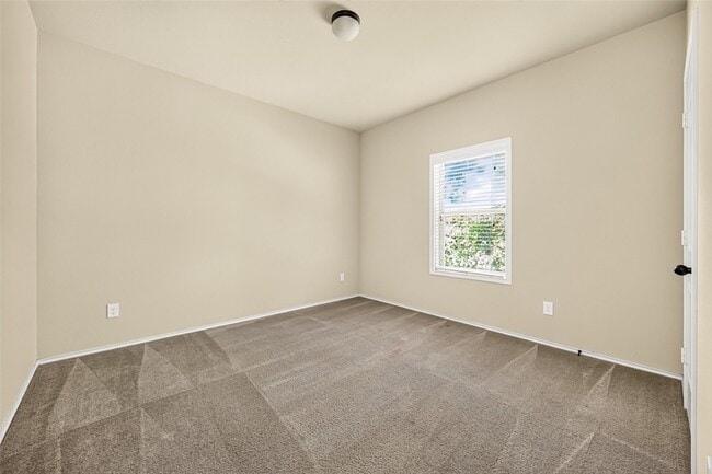 Building Photo - 23527 Jasmine Terrace Dr