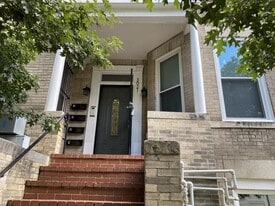 Building Photo - 3021 15th St NW