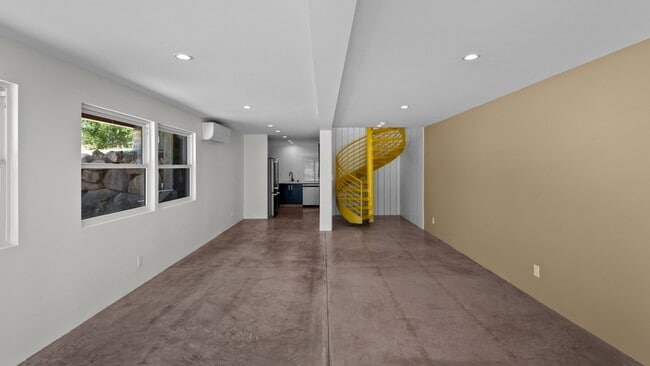 Building Photo - 1745 Riebli Rd