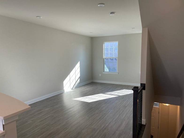 Building Photo - 2654 Jetstream Rd