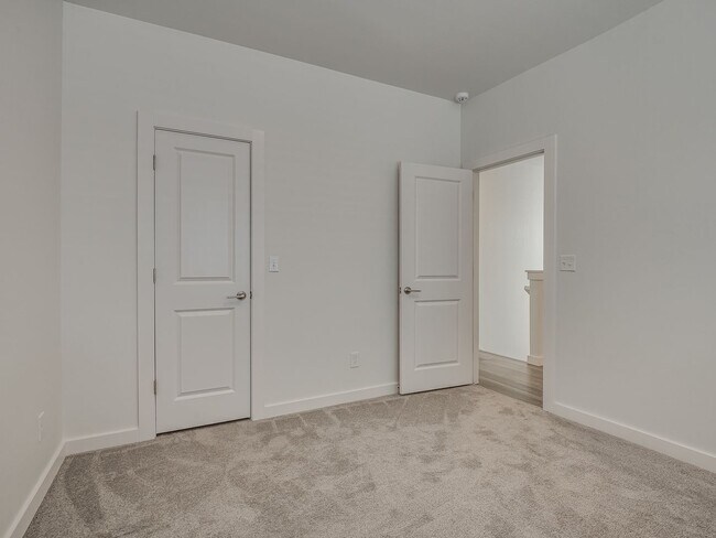 Building Photo - Beautiful New Construction Home in Oklahom...