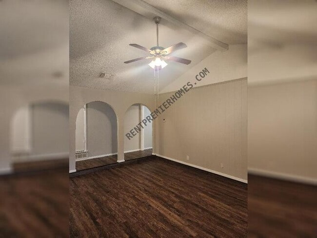 Building Photo - 5309 Wolens Way