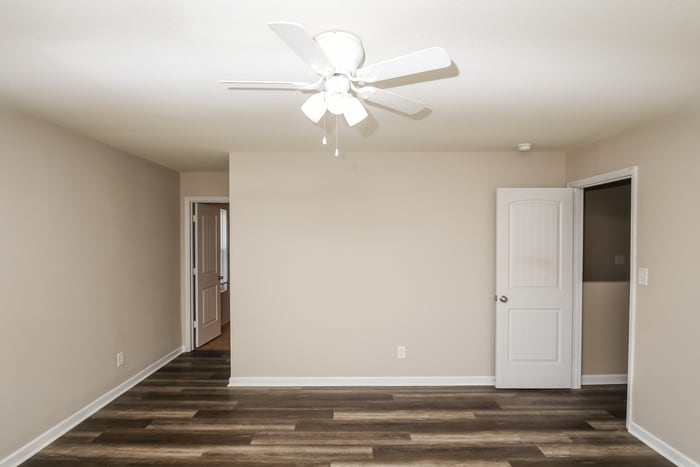 Building Photo - 321 Counter Point Dr