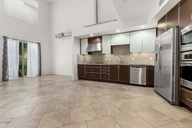 Building Photo - 17 Delancy