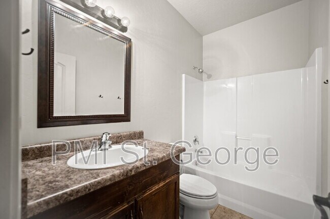 Building Photo - 3782 Brade Lane