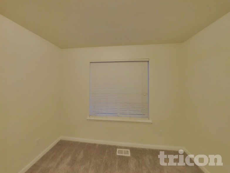 Building Photo - 4262 Novak Dr SW