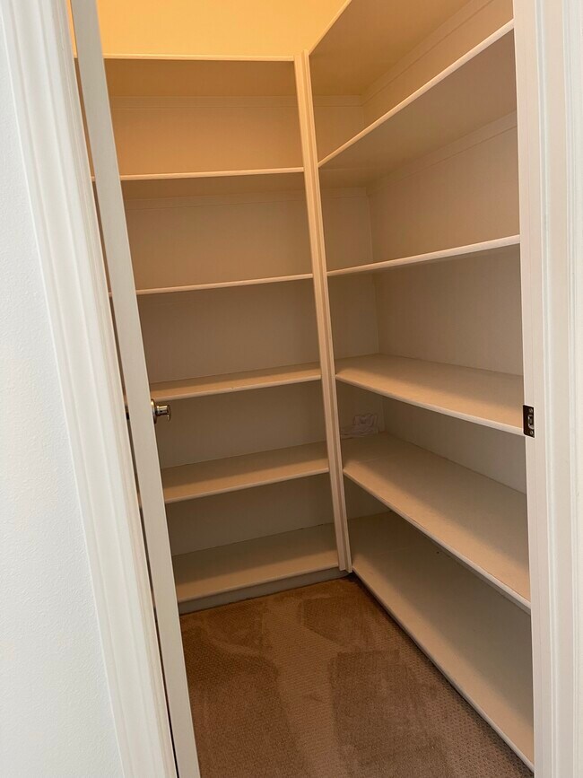 Building Photo - 2883 Villa Catalonia Ct