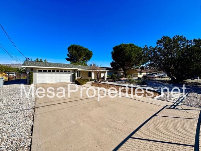 Building Photo - 7095 Lyons Ave