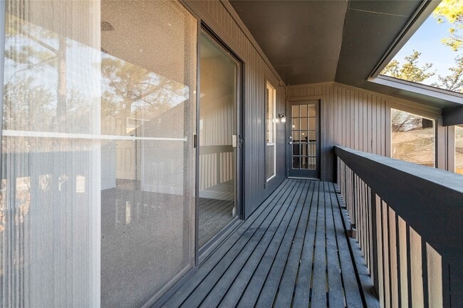 Building Photo - 3210 Coronado St