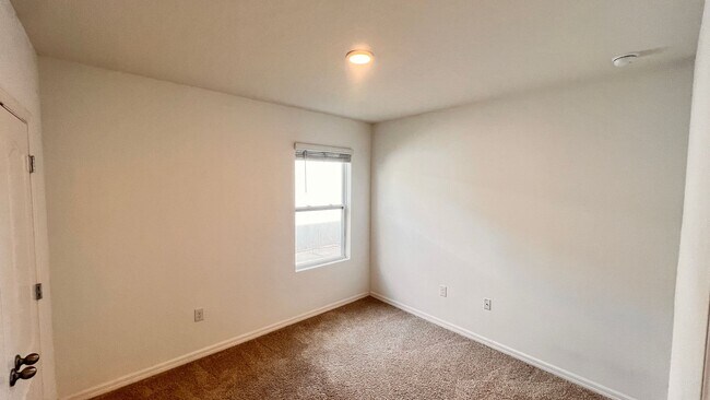 Building Photo - Modern 3-Bedroom Home with Resort-Style Amenities in New Smyrna Beach