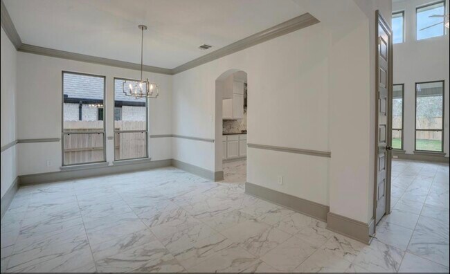 Building Photo - 712 Fall Rock Branch Dr