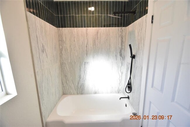 Building Photo - 3606 River Grove Dr