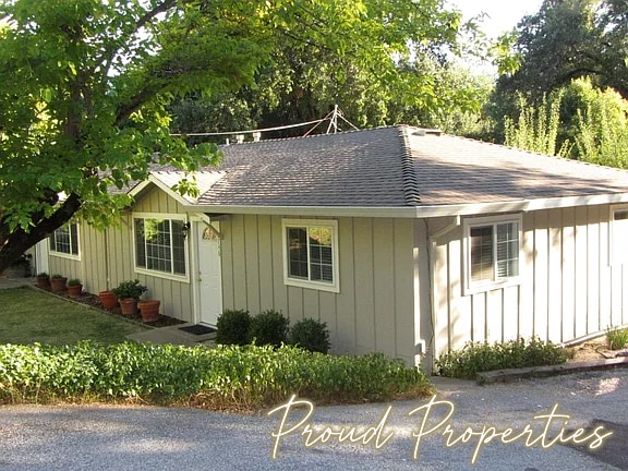 Building Photo - 2746 Tunnel St