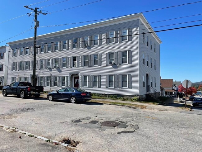 Building Photo - 100 Wilson St