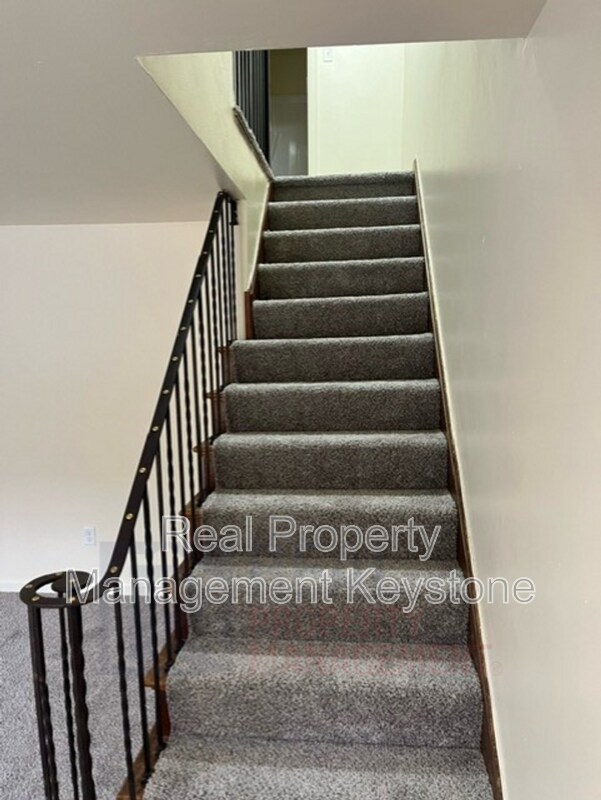 Building Photo - 307 Greenlee Rd
