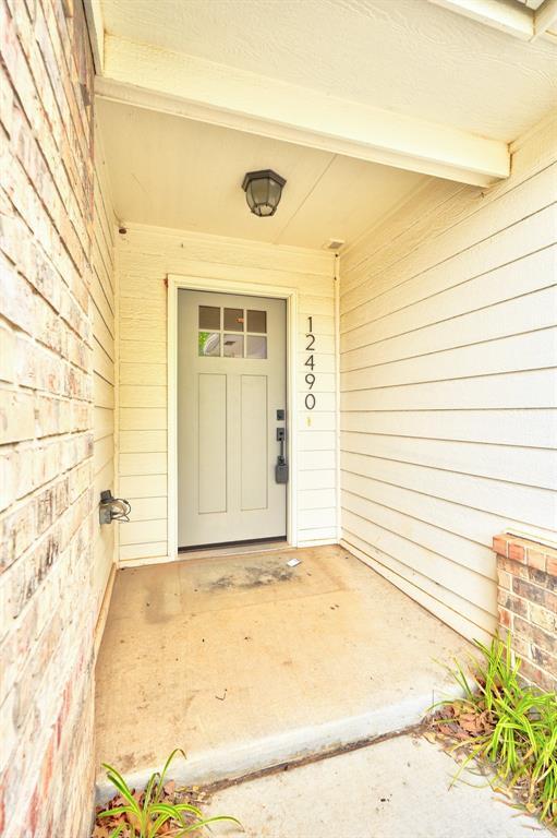 Building Photo - 12490 Native Hill Dr