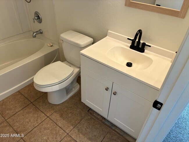 Building Photo - 7287 S Sunrise Way
