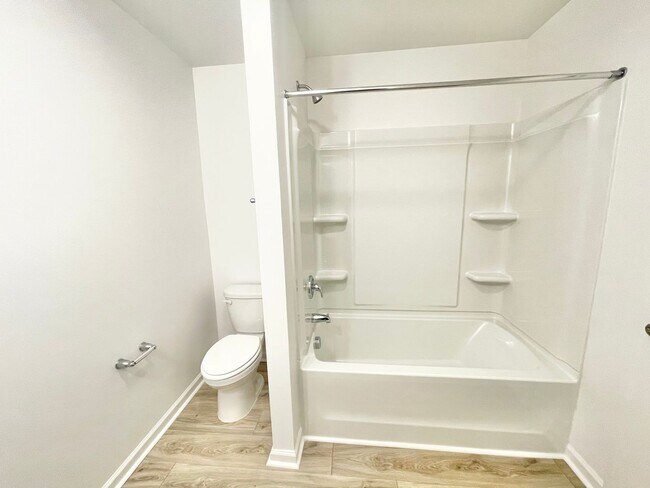 Building Photo - READY July 9th 3 br 2.5 ba paired home in the Georgetown community Near Shopping I-77 and I-40
