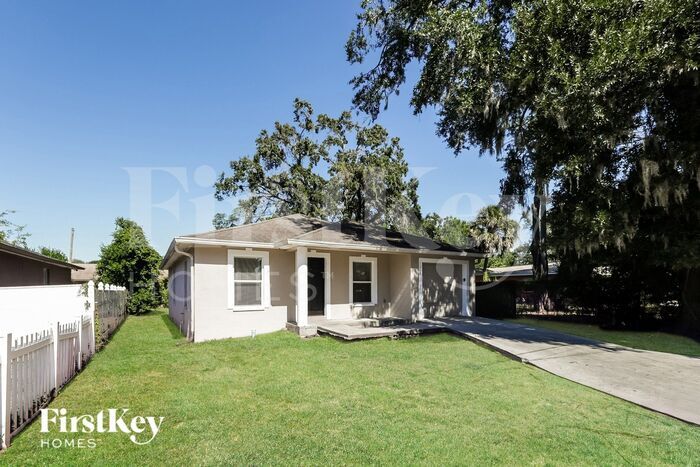 Building Photo - 1212 E 108th Ave