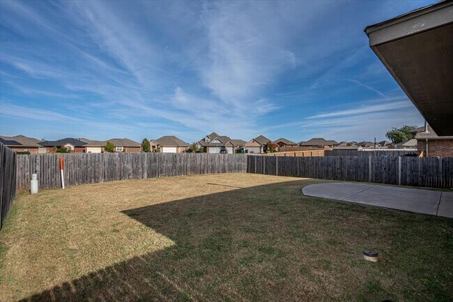 Building Photo - 18208 Scarborough Dr