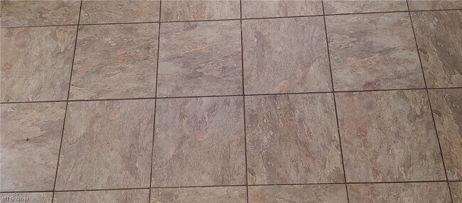 Building Photo - 956 Grant Ave