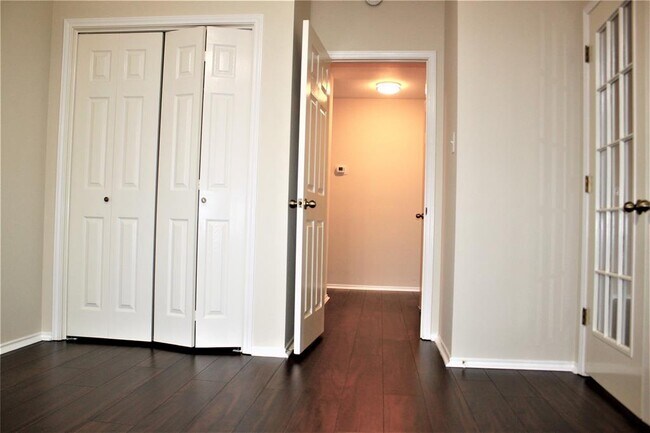 Building Photo - 9026 Brimstone Ln