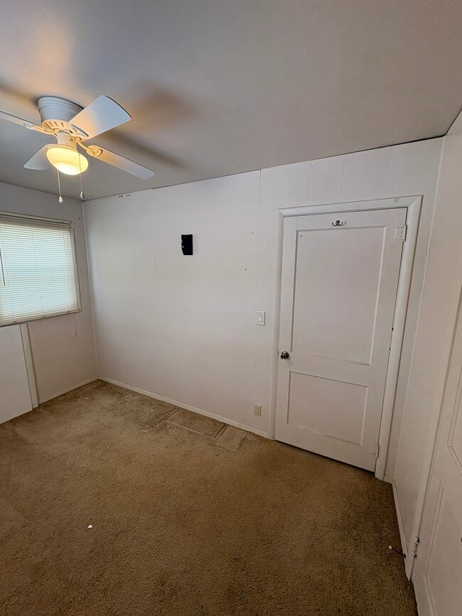 Building Photo - 313 E North St