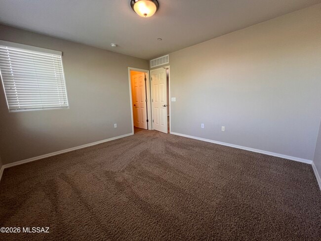 Building Photo - 12252 N Wind Runner Pkwy