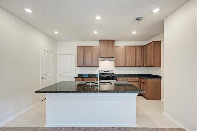 Building Photo - 1636 River Plateau Dr
