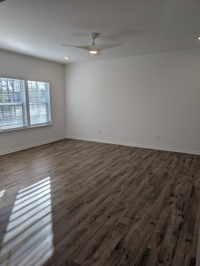 Building Photo - Brand New 4 BD Home in Stonebridge Fairways- Available NOW!