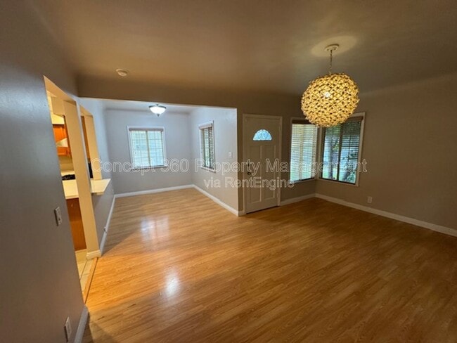 Building Photo - 17024 Crenshaw Blvd