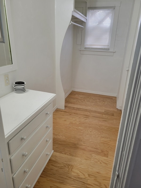 Building Photo - 820 S Arizona Ave