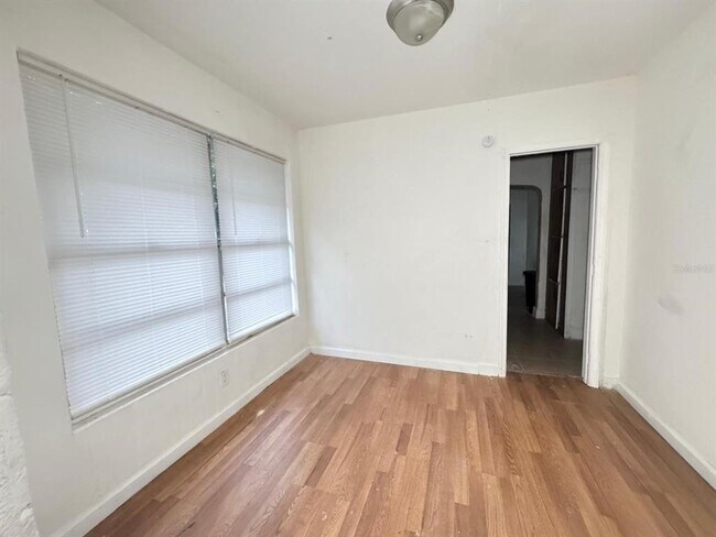 Building Photo - 229 Candler Ave