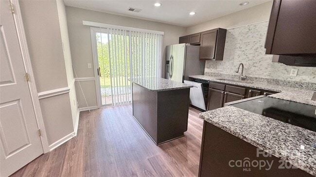 Building Photo - 12571 Bluestem Ln