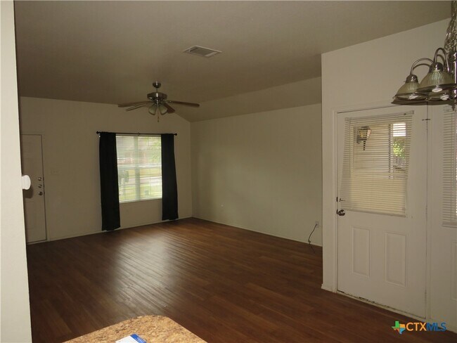 Building Photo - 6509 Temora Loop