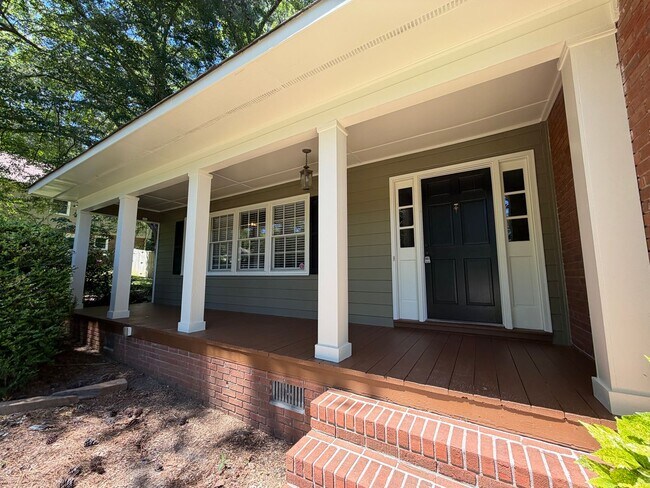 Building Photo - 3/2 House in Woodfin Estates $1,795