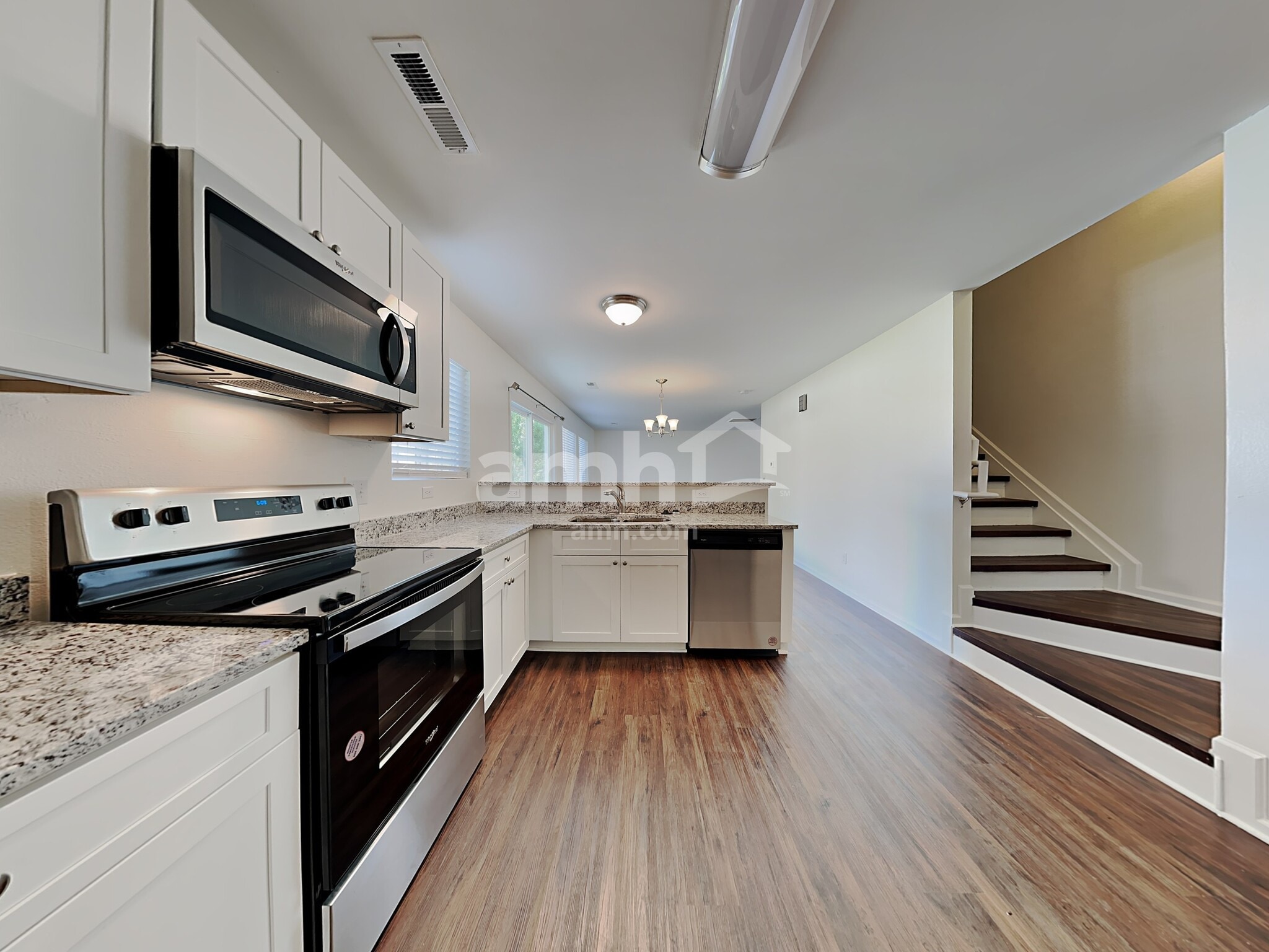 Building Photo - 5613 Topsail Ct