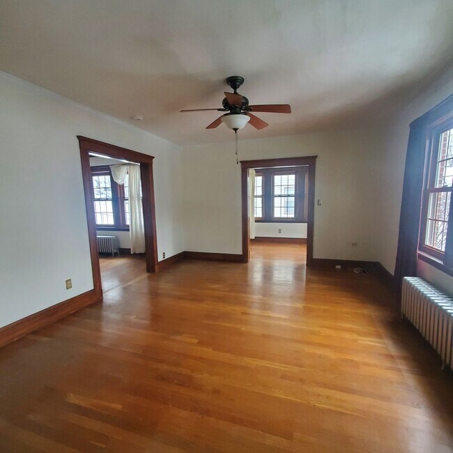 Building Photo - Charming Roslindale 2 Bd 1 Bath w Garage and Green Space