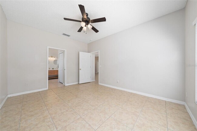 Building Photo - 6274 Glenn Cliff Wy