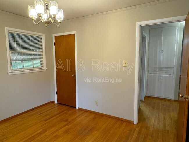 Building Photo - 3390 Arborfield Rd