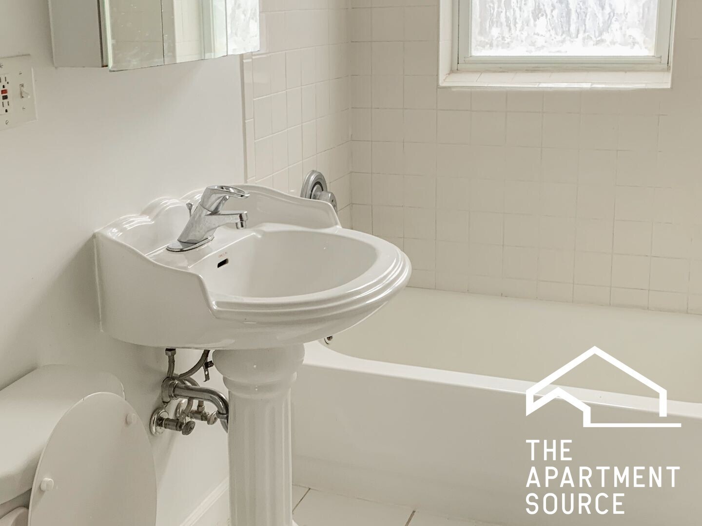 Building Photo - 3523 N Broadway St