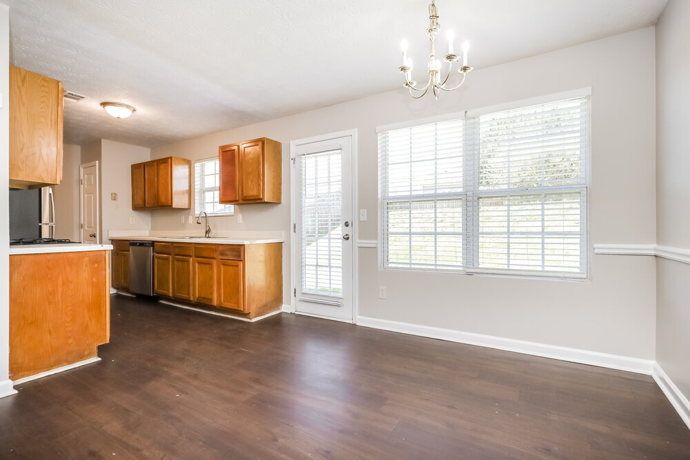 Building Photo - 6075 Flagstaf Walk