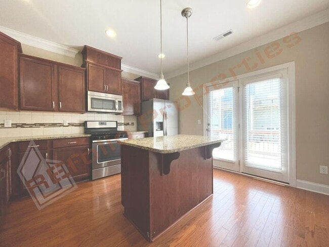 Building Photo - Lovely 3 Story 3 Bedroom 3.5 Bath 1 Car-Ga...